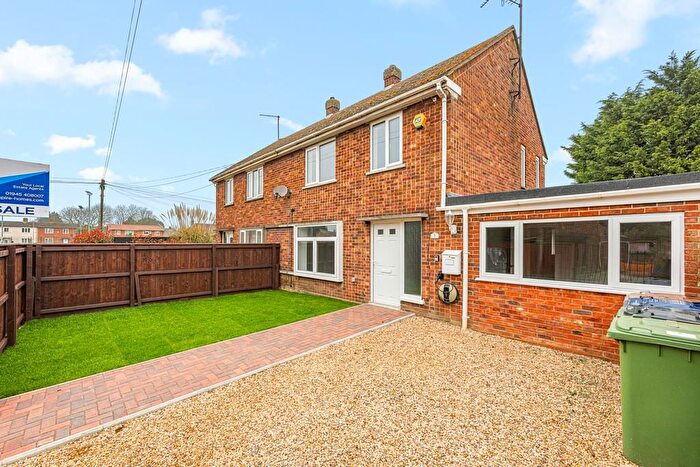 3 Bedroom Semi Detached House For Sale In Maple Avenue, Wisbech, Cambridgeshire, PE13