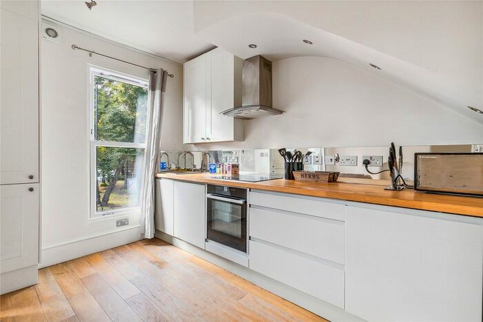 2 Bedroom Flat To Rent In Coldharbour Lane, London, SW9