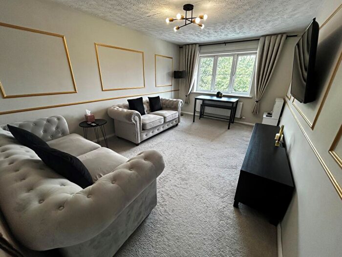 2 Bedroom Apartment To Rent In Ainsdale Close, Fernwood, Newark, NG24