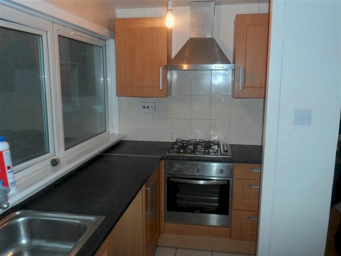 1 Bedroom Flat To Rent In Acacia Road, Mitcham, CR4