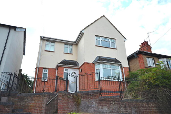 2 Bedroom Apartment To Rent In Lower Street, Kettering, Northamptonshire, NN16