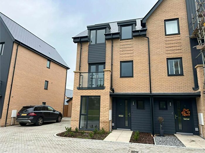 5 Bedroom Semi-Detached House To Rent In Lofthouse Drive, Folkestone, CT20