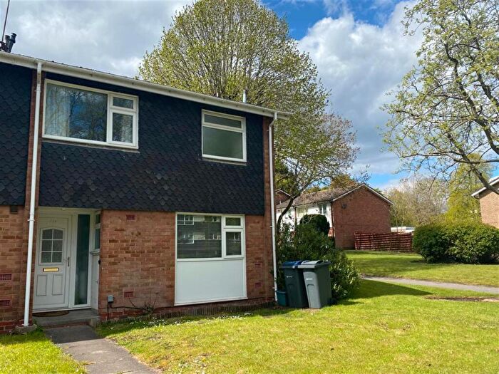 3 Bedroom End Of Terrace House To Rent In Harborne Road, Edgbaston, Bimringham, B15