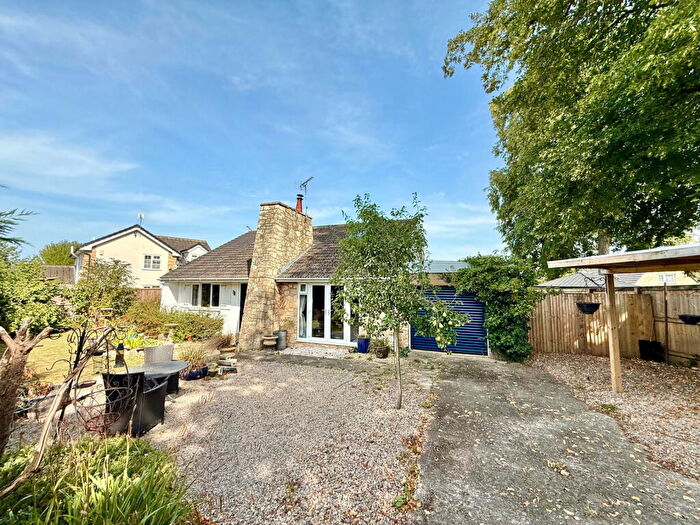 3 Bedroom Detached House For Sale In Boston Spa, St Johns View, LS23