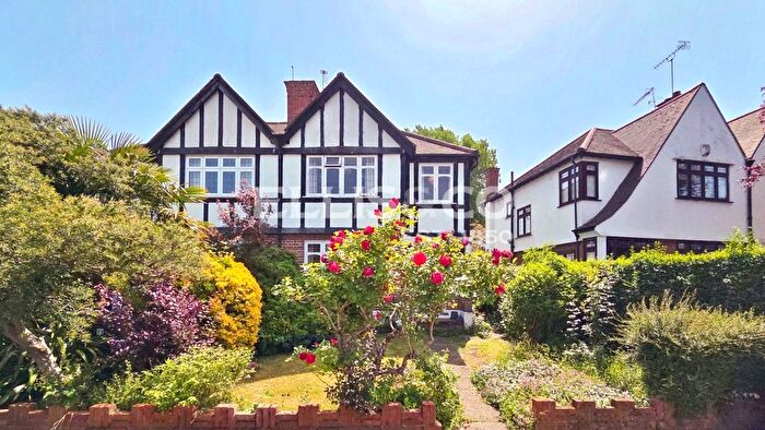 3 Bedroom Semi-Detached House For Sale In Chinnor Crescent, Greenford, UB6