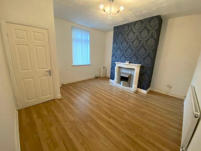 2 Bedroom Terraced House To Rent In Plodder Lane, Bolton, BL4