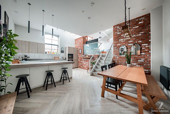 2 Bedroom Flat For Sale In Bath Street, Gun Quarter, Birmingham City Centre, B4