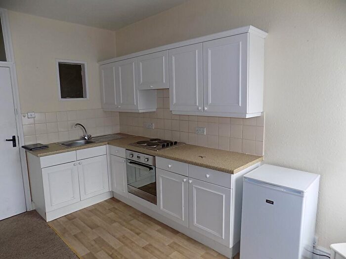 1 Bedroom Flat To Rent In Market Place, Ashbourne, Derbyshire, DE6