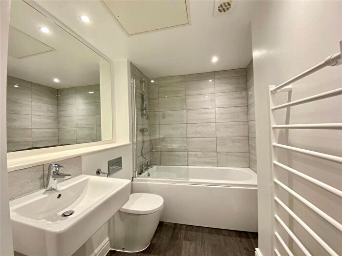 2 Bedroom Apartment To Rent In St Nicholas Street, Bristol, BS1