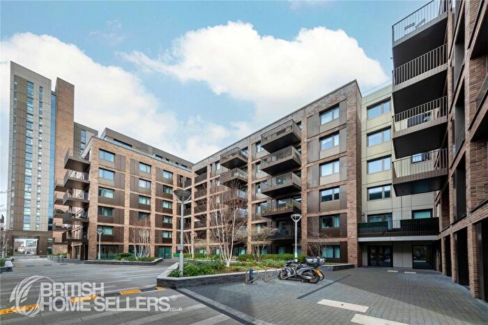1 Bedroom Apartment For Sale In Moulding Lane, London, SE14