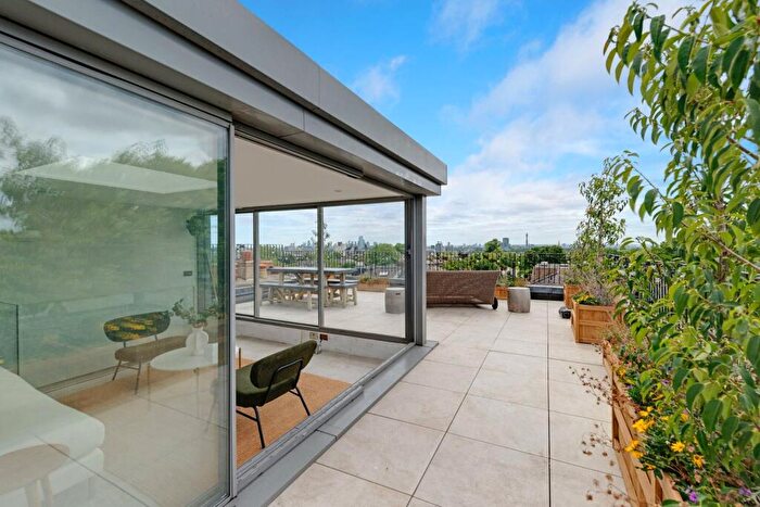 4 Bedroom Apartment For Sale In Upper Park Road, Belsize Park, NW3