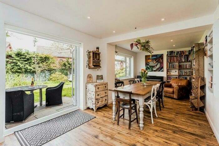 4 Bedroom Detached House For Sale In Coulstock Road, Burgess Hill, RH15