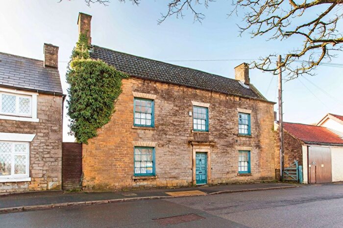 3 Bedroom Detached House For Sale In High Street, Bolsover, S44