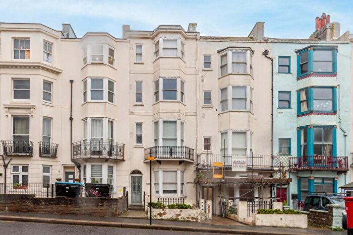1 Bedroom Flat For Sale In Lower Rock Gardens, Brighton, BN2