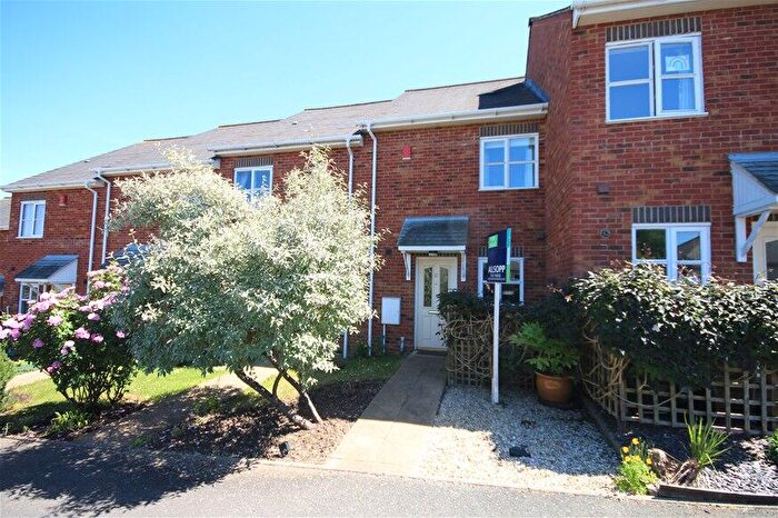 3 Bedroom Terraced House To Rent In Dickinsons Field, Harpenden, AL5