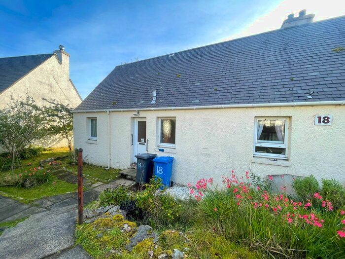 2 Bedroom Semi-Detached Bungalow For Sale In Heathmount Road, Kyle, IV40