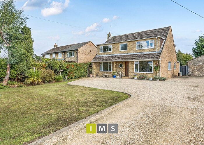 4 Bedroom Detached House For Sale In Wendlebury, Bicester, OX25