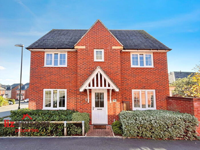 3 Bedroom Detached House For Sale In Suffolk Way, Church Gresley, Swadlincote, DE11