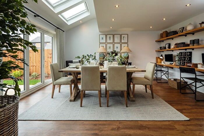 4 Bedroom Detached House For Sale In Hunsbury Grange, West Street, Upton, Northampton, NN5