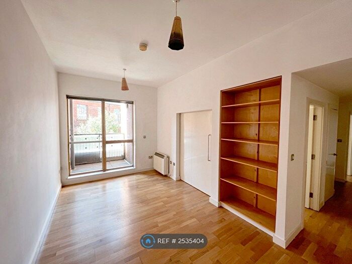 2 Bedroom Flat To Rent In Beaumont Building, Manchester, M3