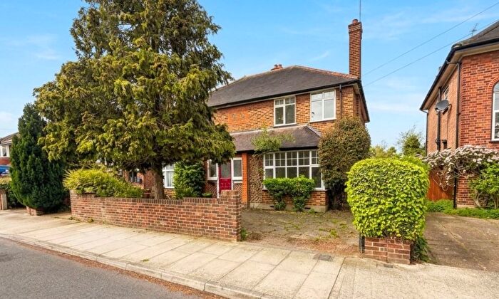 2 Bedroom Semi Detached House For Sale In Clayton Way, Uxbridge, UB8