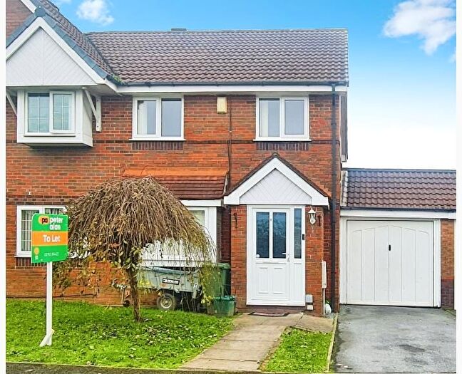 3 Bedroom Property To Rent In Tal Y Coed, Pontarddulais, Swansea, SA4