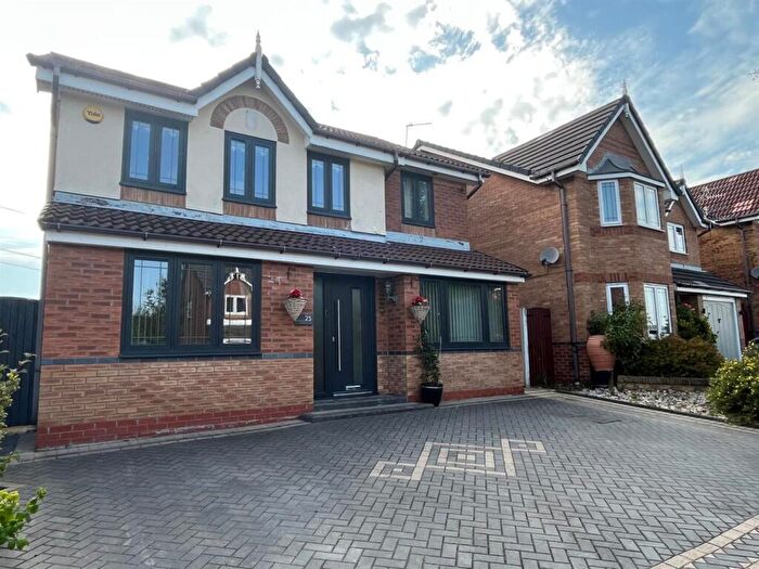 4 Bedroom Detached House For Sale In Cedar Avenue, Stalybridge, SK15