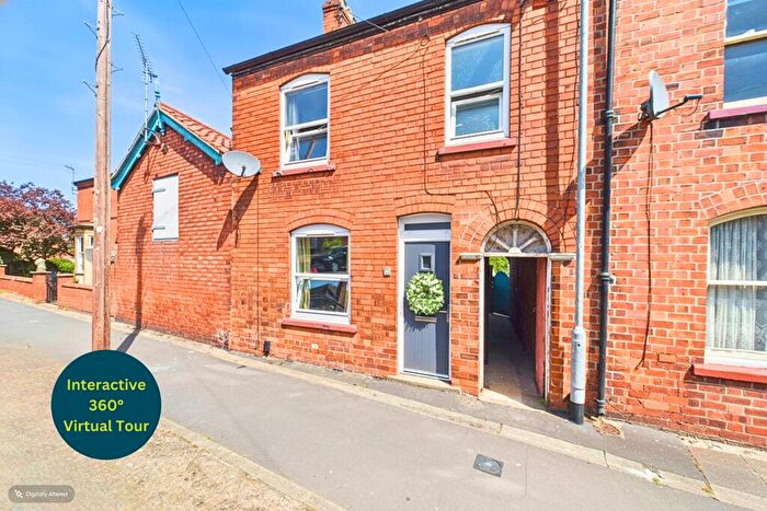3 Bedroom Terraced House For Sale In Westfield Road, Barton-upon-Humber, North Lincolnshire, DN18