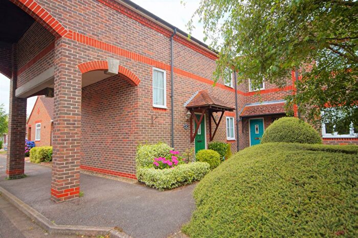 2 Bedroom End Terrace House For Sale In Pilgrims Way, Nyetimber, Bognor Regis, PO21