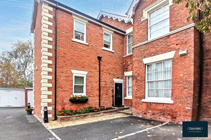 3 Bedroom Property To Rent In Queens Court, Chester, CH4