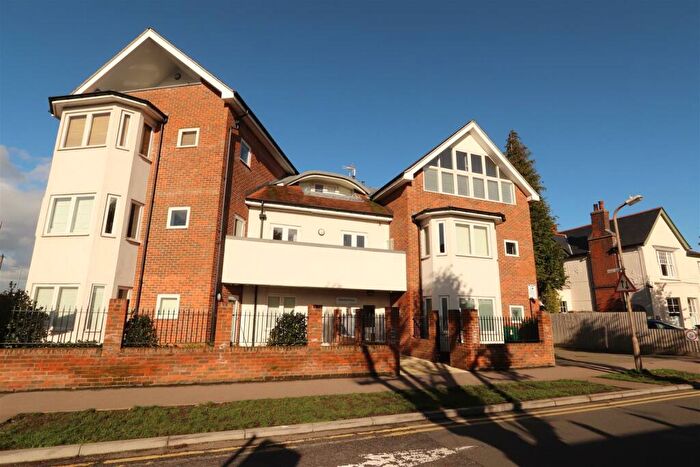 2 Bedroom Apartment To Rent In Highland Avenue, Brentwood, CM15