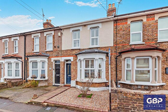 2 Bedroom Terraced House For Sale In George Street, Romford, RM1