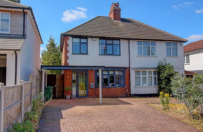 3 Bedroom Semi-Detached House For Sale In Kirby Lane, Kirby Muxloe, LE9