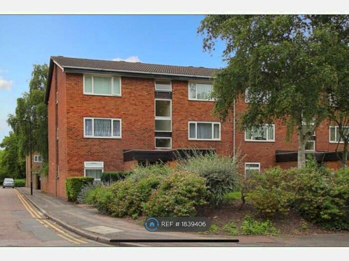 1 Bedroom Flat To Rent In Buckingham Avenue, London, UB6