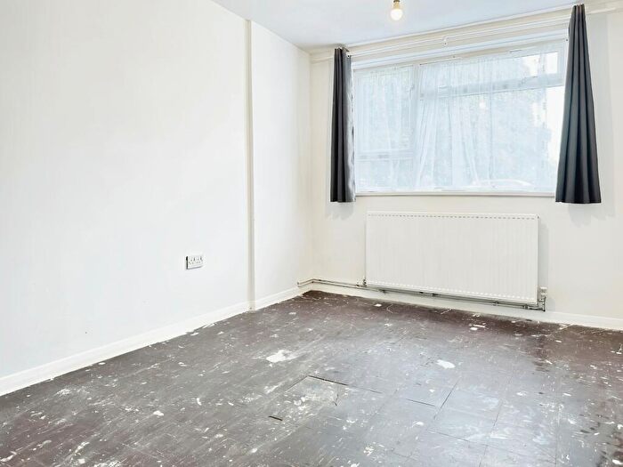 1 Bedroom Flat For Sale In John Street, Rochester, ME1
