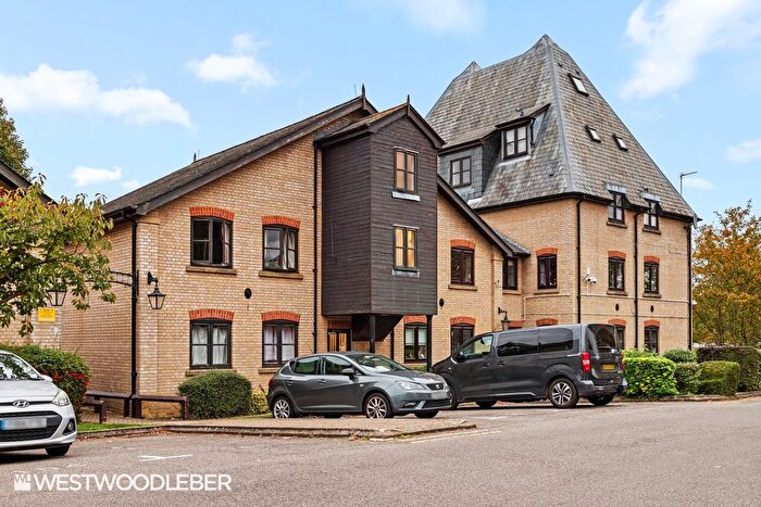 1 Bedroom Flat For Sale In River Meads, Stanstead Abbotts, Ware, SG12