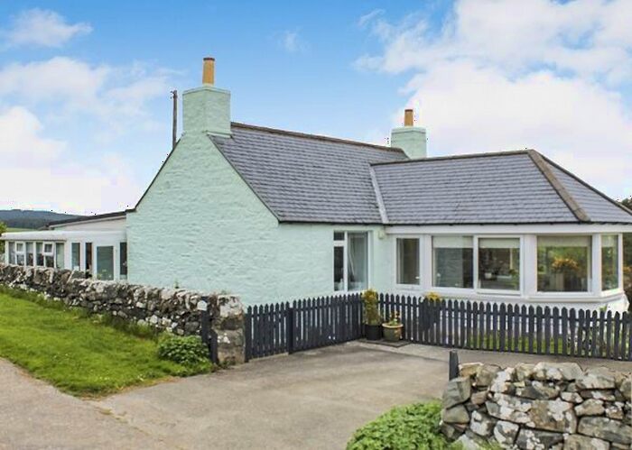 2 Bedroom Bungalow For Sale In Elrig, Newton Stewart, DG8
