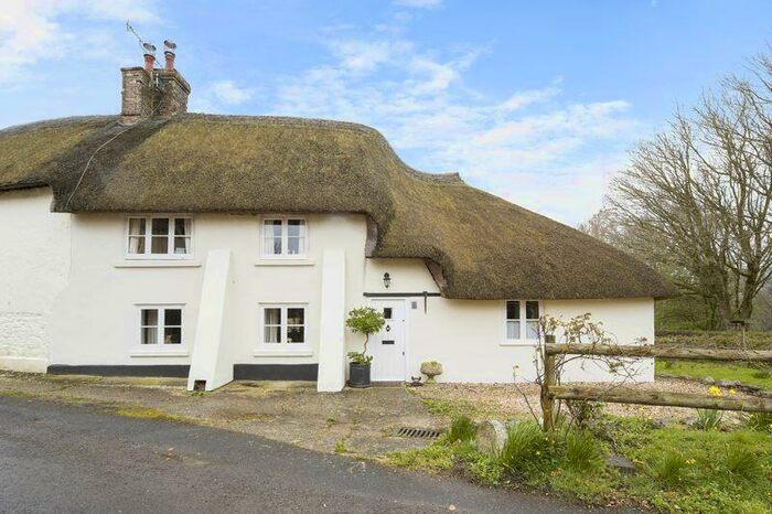 3 Bedroom Cottage For Sale In Manor Drive, West Stafford, DT2
