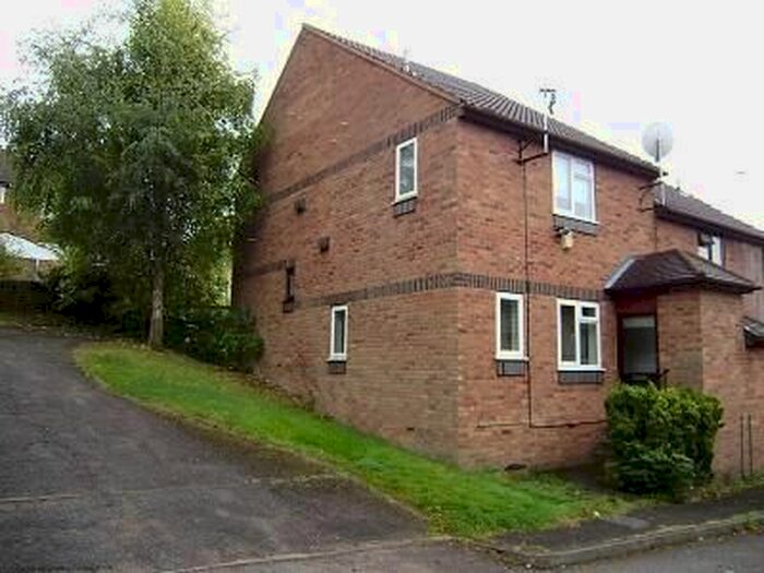 1 Bedroom Semi-Detached House To Rent In Cairnside, High Wycombe HP13