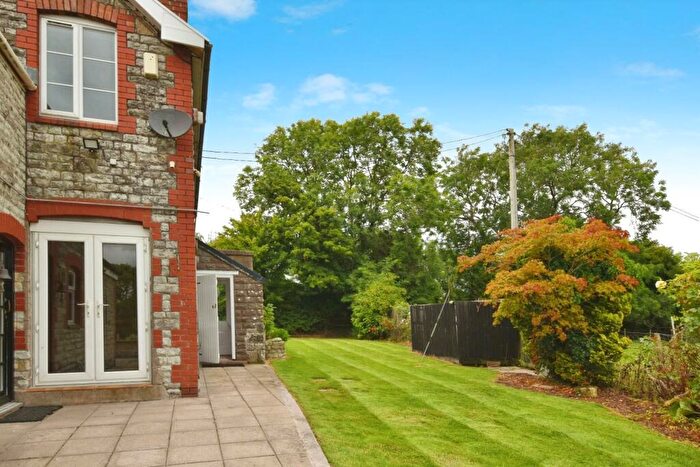 3 Bedroom House To Rent In Bridgwater Road, Barrow Gurney, Bristol, BS13