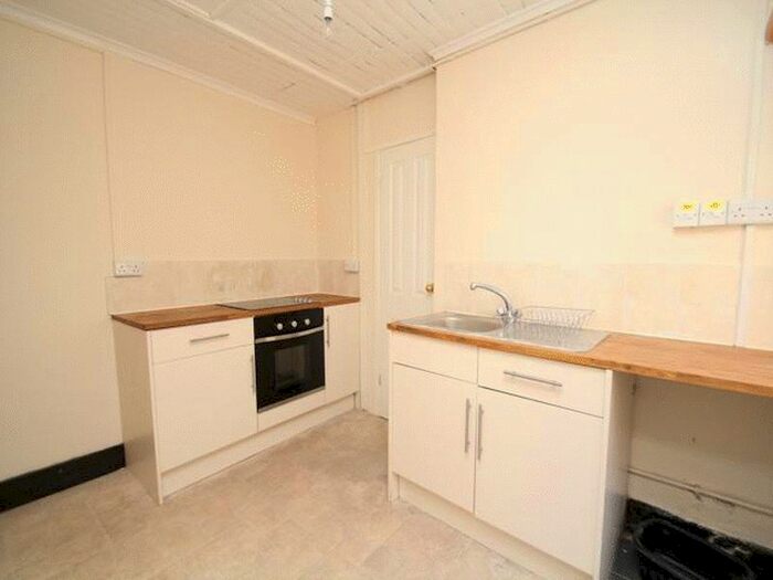 Studio To Rent In Park Lane, Swindon, SN1