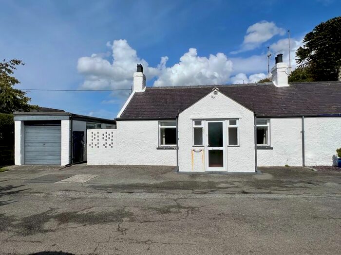 3 Bedroom Cottage For Sale In Llanynghenedl, Holyhead, LL65