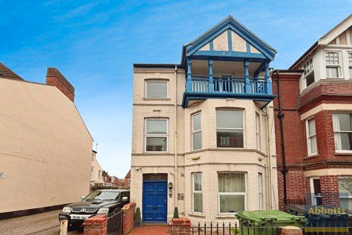 2 Bedroom Flat To Rent In Prince Of Wales Road, Cromer, NR27