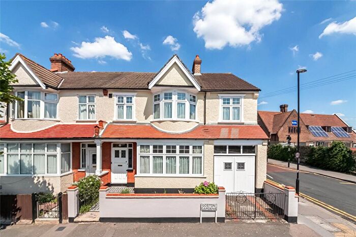 5 Bedroom End Of Terrace House For Sale In Goston Gardens, Thornton Heath, CR7
