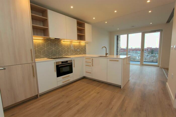 Studio To Rent In Alington House, Hornsey Park Place, Clarendon Road, Hornsey, N8