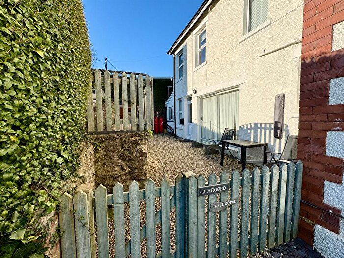 2 Bedroom Semi-Detached House For Sale In Cae Hendy, Llanbedrog, Pwllheli, LL53