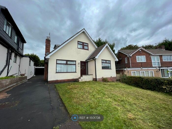 4 Bedroom Detached House To Rent In Goodshaw Avenue, Blackburn, BB1