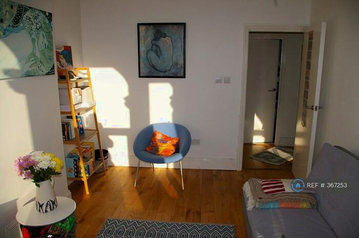 1 Bedroom Flat To Rent In Belmont Road, London, N15