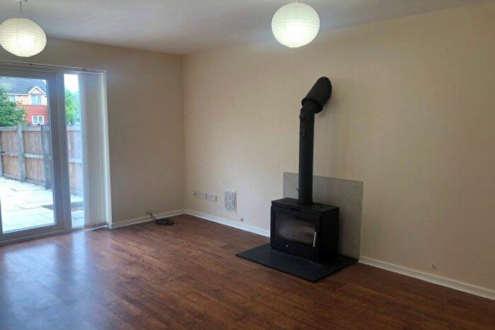 3 Bedroom Property To Rent In Anaconda Drive, Salford, M3