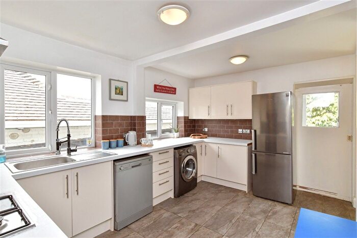 3 Bedroom Detached Bungalow For Sale In Crescent Drive South, Woodingdean, Brighton, East Sussex, BN2